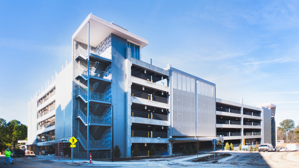 Eastowne Medical Office Building and Parking Deck - Image 3